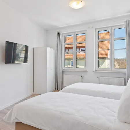 Neu Self-checkin In Birkach Messe-naehe, Flughafen