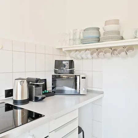 Neu Self-checkin In Birkach Messe-naehe, Flughafen Stoccarda