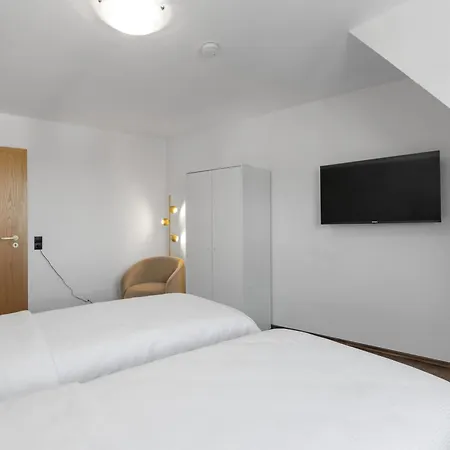 Appartement Neu Self-checkin In Birkach Messe-naehe, Flughafen