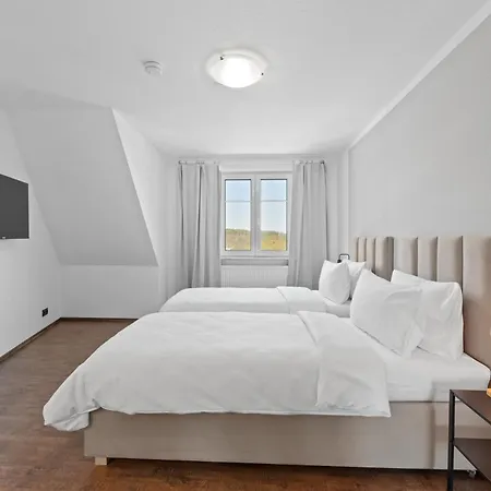 Neu Self-checkin In Birkach Messe-naehe, Flughafen Appartement