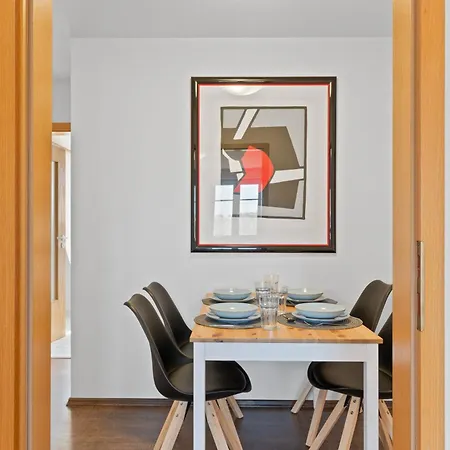 Neu Self-checkin In Birkach Messe-naehe, Flughafen * Stoccarda