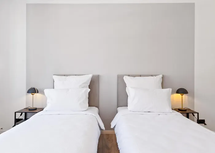 Neu Self-checkin In Birkach Messe-naehe, Flughafen