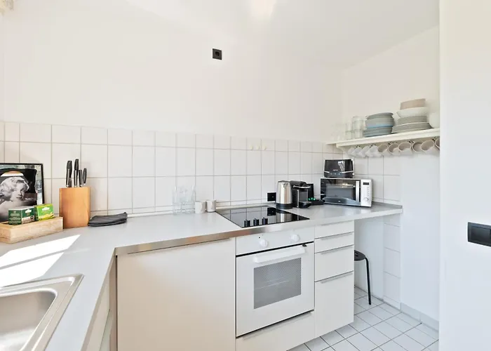 Neu Self-checkin In Birkach Messe-naehe, Flughafen