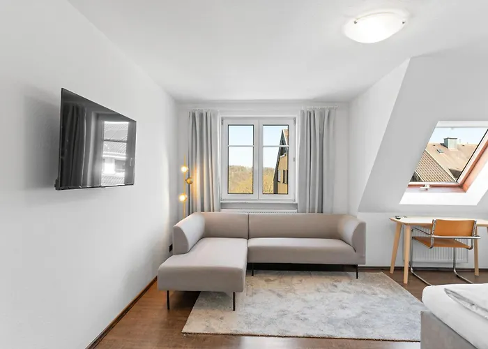 Neu Self-checkin In Birkach Messe-naehe, Flughafen *